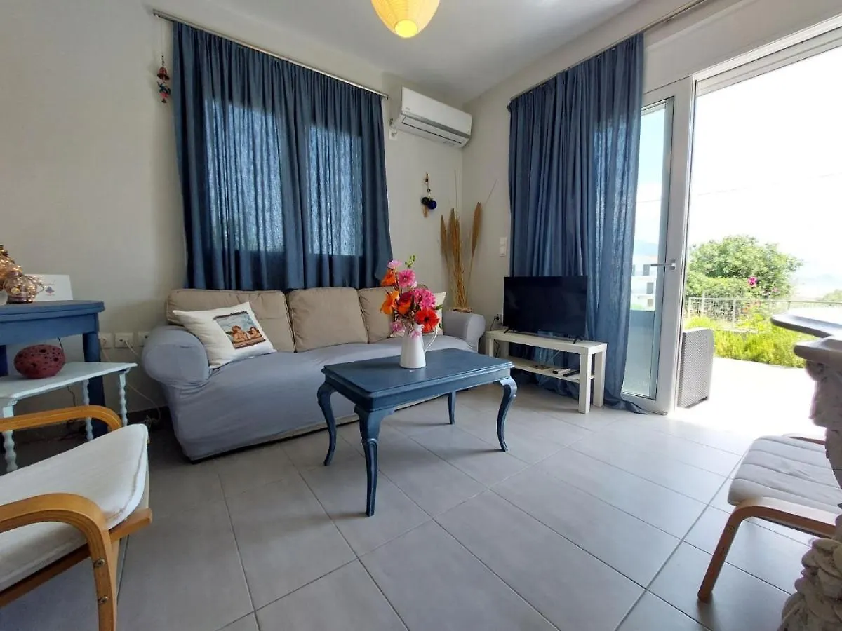 Eva'S Place Lixouri